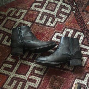 Frye Zip Ankle Boots, Gray (8.5)